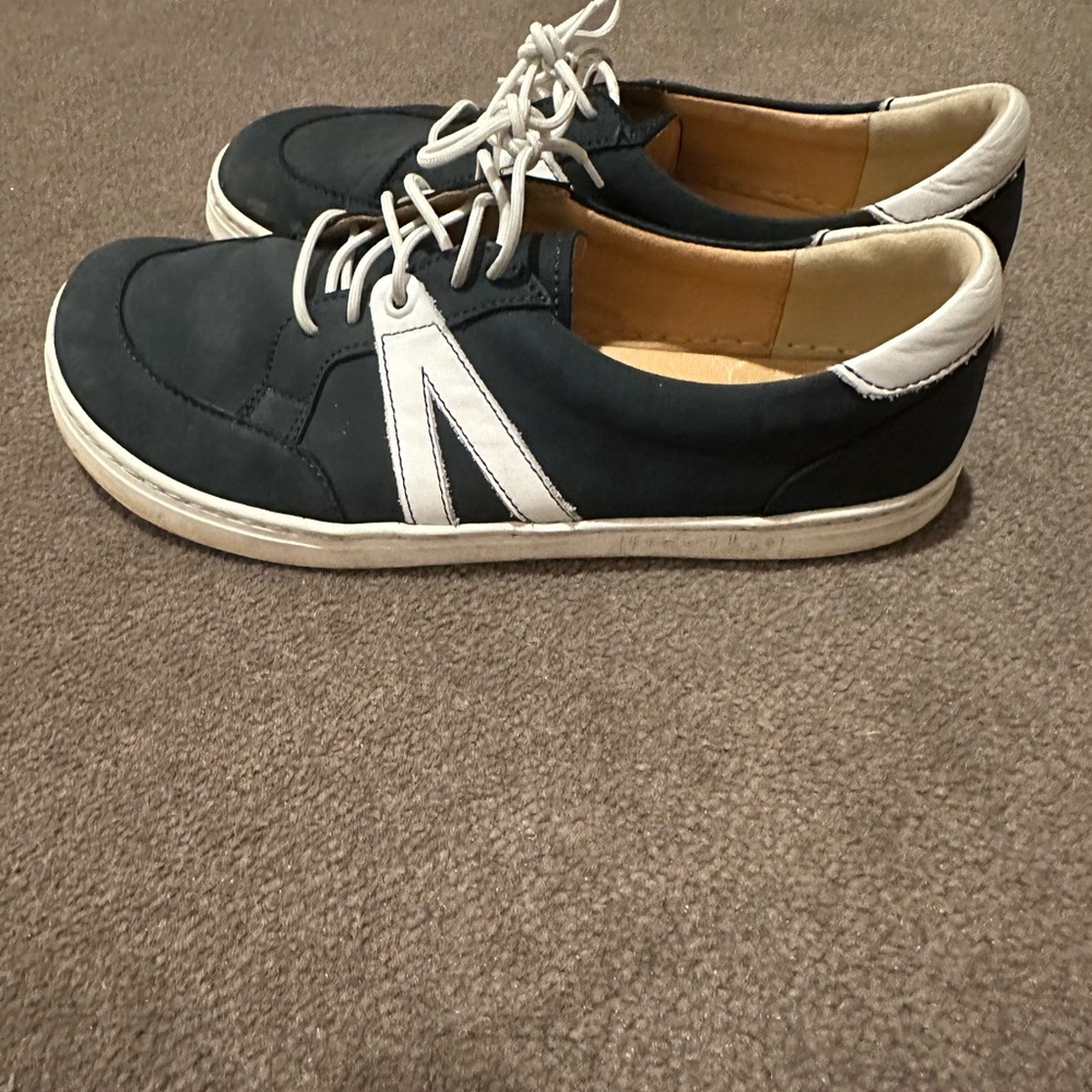 Peerko women’s retro sneakers